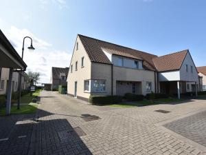 Peaceful Holiday Home in De Haan near Sea