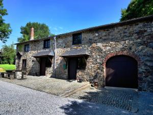 Modern Holiday Home in Bergeval with Sauna