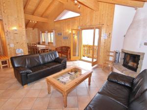 Comfortable chalet at 1500m with sauna