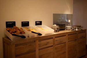 Hotels B&B HOTEL Paris Nord Aulnay-sous-Bois : photos des chambres