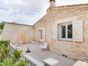 Villas Holiday home with private pool near Orange : photos des chambres