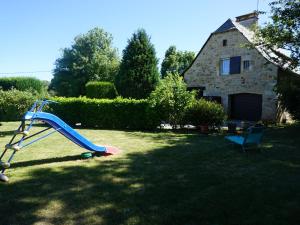 Maisons de vacances Vintage Holiday Home in Aveyron with Private Garden : photos des chambres