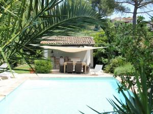 Villas Luxurious Villa in Mougins with Swimming Pool : photos des chambres