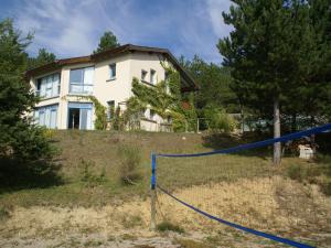 Maisons de vacances Holiday house with private swimming pool and view at the Vercors : photos des chambres