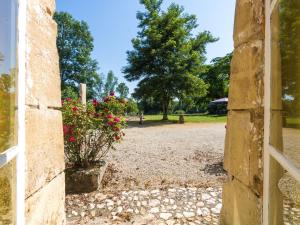 Maisons de vacances Comfortable lodge with terrace, in Bloemendaal : photos des chambres