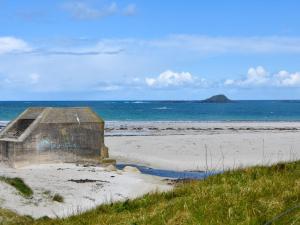 Maisons de vacances Atmospheric Breton house with garden : photos des chambres