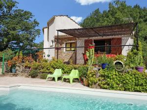 Villas Stylish holiday home near St Br s with private swimming pool and stunning view : photos des chambres