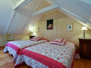 Maisons de vacances Cosy holiday home with terrace and garden near Quimperl : photos des chambres