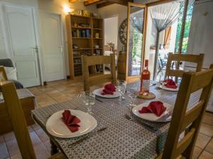 Maisons de vacances Cosy gite with private pool in beautiful surroundings : photos des chambres