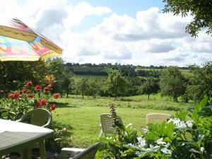 Maisons de vacances Lovely holiday home with garden terrace and fantastic view in Guilberville : photos des chambres