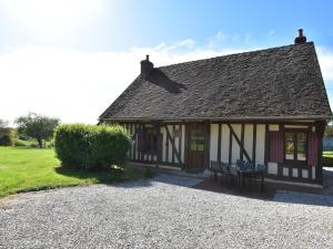 Maisons de vacances Holiday home in St Maurice sur Aveyron with garden : photos des chambres