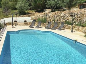 Maisons de vacances Beautiful Provencal villa with guest house and private pool panoramic view : photos des chambres