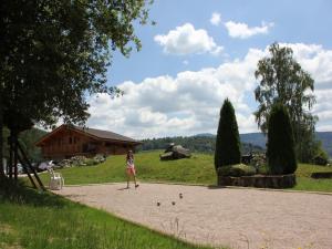 Chalets Tidy chalet with dishwasher, in the High Vosges : photos des chambres