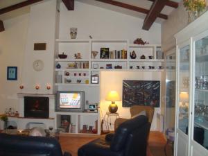 Gorgeous Villa in Bagnols-en-Forêt