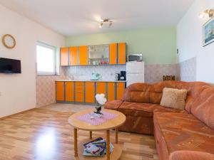 Superb Apartment in Senj Lika Karlovac with Private Pool