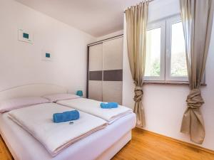 Charming home with swimming pool 