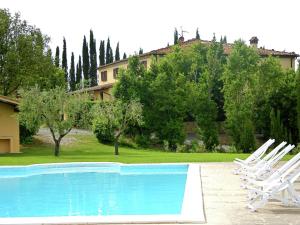 Beautiful Villa in Lari, with swimming pool