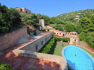 Gorgeous Mansion in Capo Vaticano near Beach