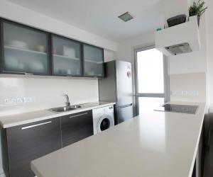 Glabur Stays - The Fabulous 2 BDR - Nicosia City, Free Parking & Wifi, Welcomes You!!!