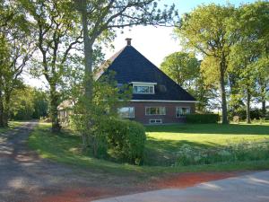 Your Cozy Holiday Home in Workum