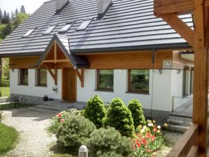 Modern Villa in Zwardon with Sauna