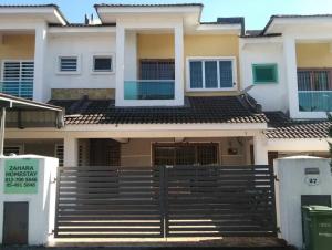 Zahara Homestay