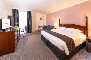 Club Double Room room in Millennium Gloucester Hotel London
