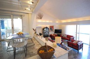 Villa Jazz by El-Pi Tours