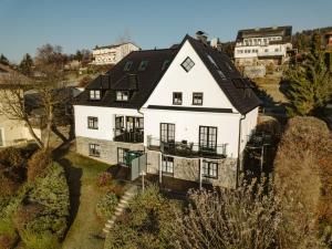 obrázek - Haus Aussicht - Ferienwohnungen Velden