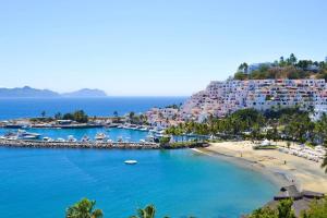 Hermoso condominio en Bahía Manzanillo