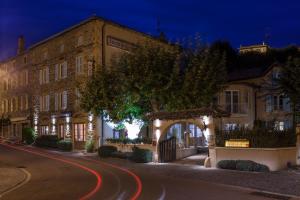 Hotels Auberge de Clochemerle, Spa privatif & restaurant gastronomique : photos des chambres