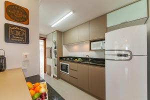 500 metros, Rua Coberta Centro -Parque da Vinícola