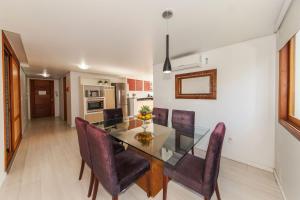 400 metros, Rua Coberta - Centro - Solar da encosta