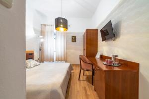 Kaboga street Rooms