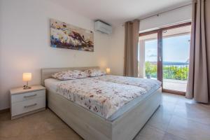Apartment in Crikvenica 34973