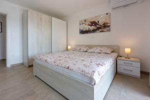 Apartment in Crikvenica 34973