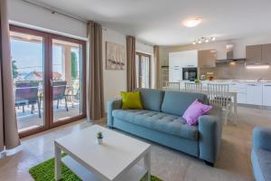 Apartment in Crikvenica 34973