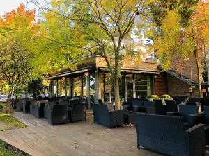 兰安公寓 - 伏尔塔瓦河畔赫卢博卡