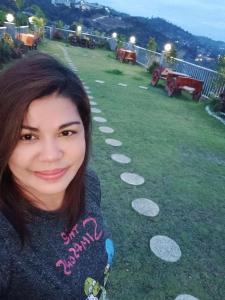 3 Roadside Lexine FREE WIFI !