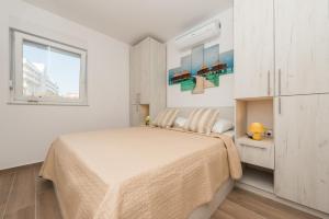 Dino 2 luxury apartment with pool 
