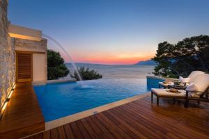 Luxury Seafront Villa Brela Pride with private heated pool at the beach in Brela - Baska Voda