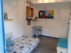 B&B / Chambres d'hotes Au Jardin Des Couleurs : photos des chambres