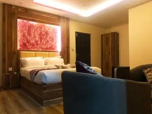 Hotel Attic Empire - Pashupatināth