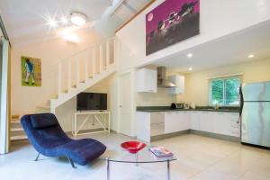 The Breeze Hotel & Villas