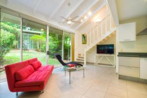 The Breeze Hotel & Villas