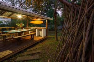 The Breeze Hotel & Villas