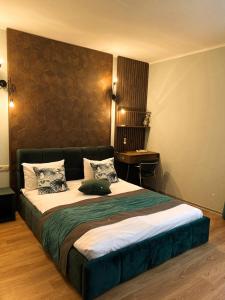 Standard Double Room with Mountain View room in Villa Blanc
