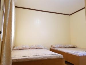 R&;S Restplace Resort