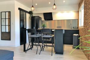 Appartements Confort et Decoration Soignee a Carqueiranne : photos des chambres