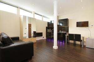 Cumberland Apartments